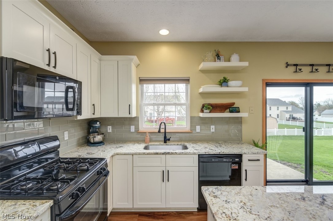 Golden Estate - Residential