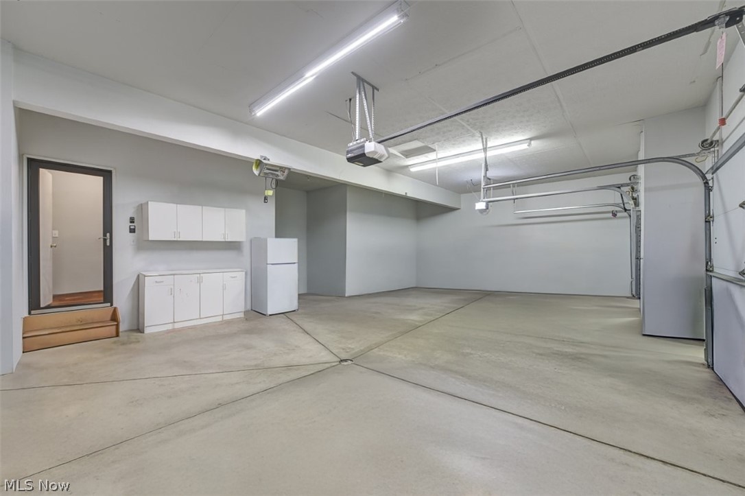 Golden Estate - Residential