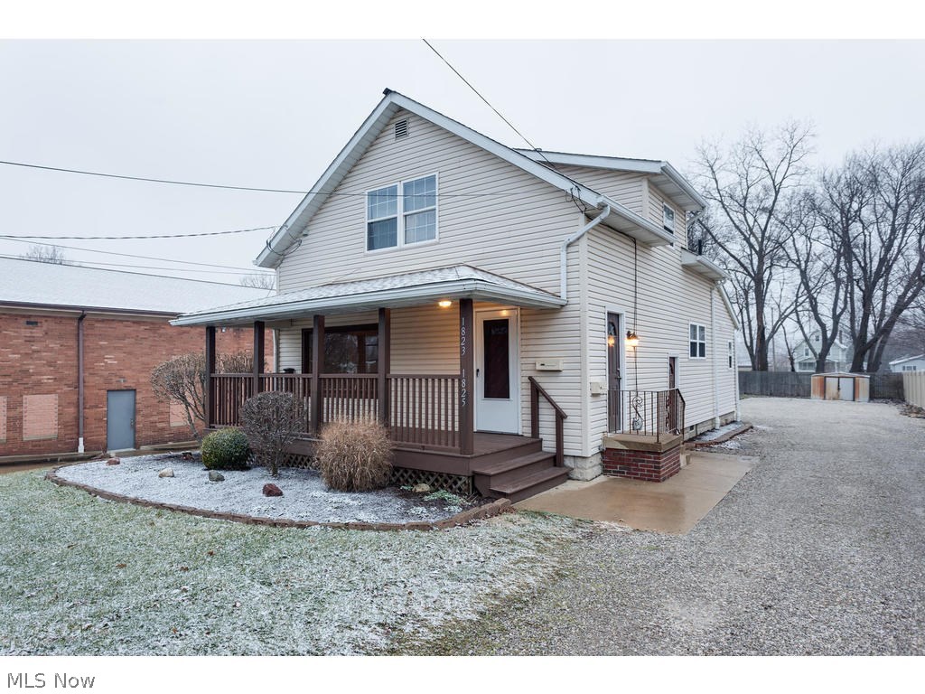 Nice 2 unit rental property in Ellet. 2 bedroom/1 bath down; 1 bedroom/1 bath up. Separate shared basement with storage and coin laundry. Newer windows and roof. Very well maintained. Upstairs unit vacant. Home can be owner occupied. Won't last.
