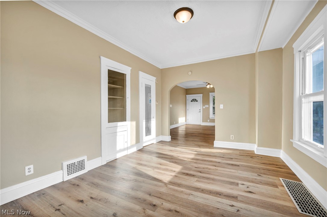 Burger Ave - Residential Income