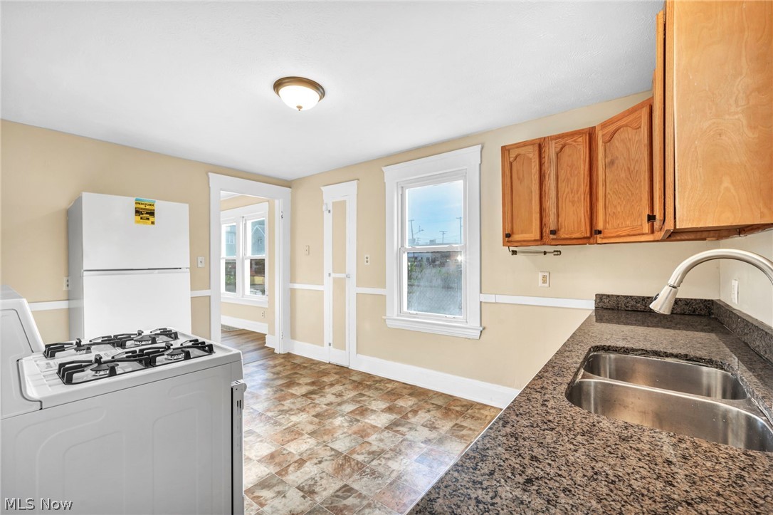 Burger Ave - Residential Income