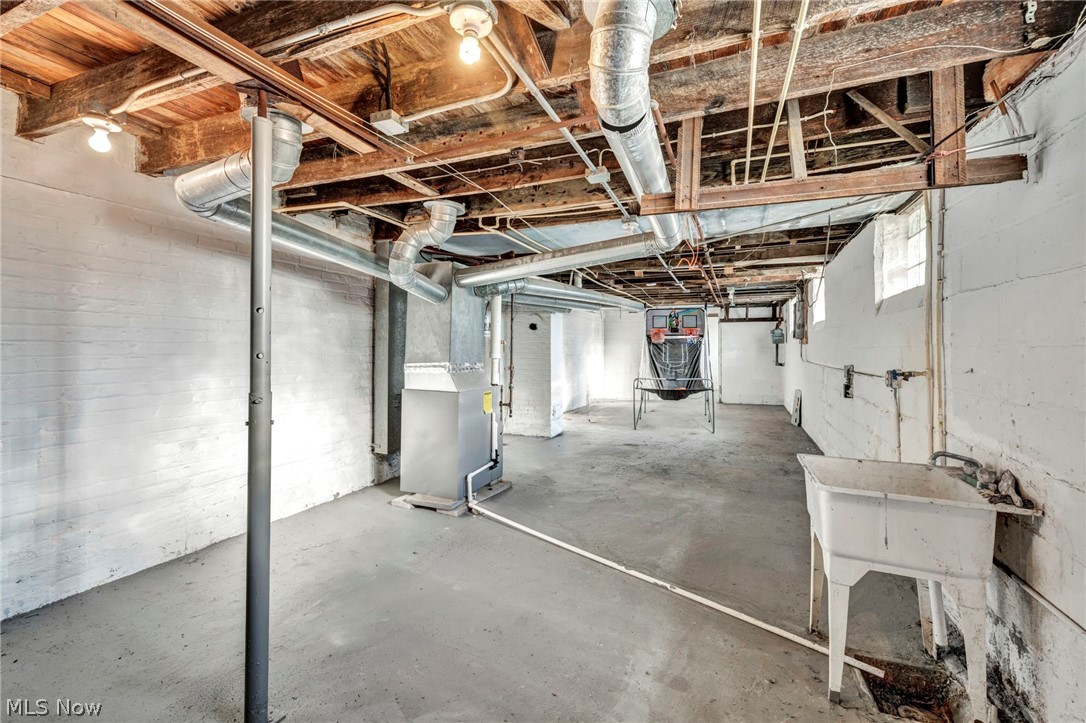 Burger Ave - Residential Income