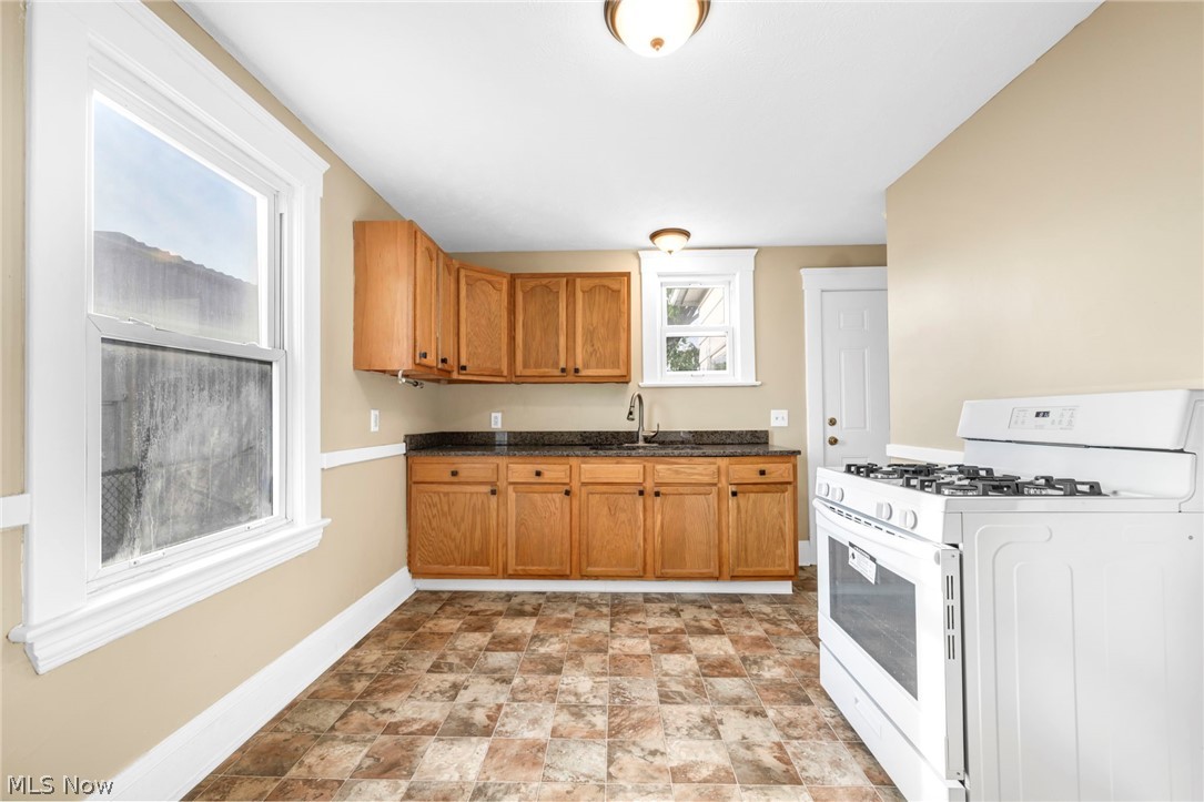 Burger Ave - Residential Income