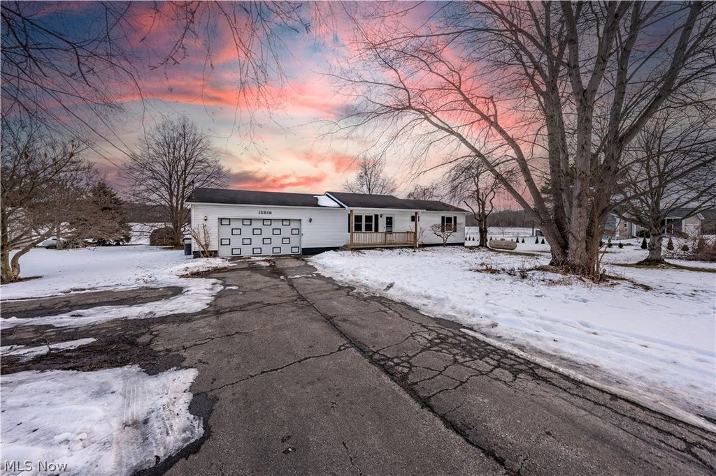 Photo of Vermilion, OH 44089 (MLS # 5186997)