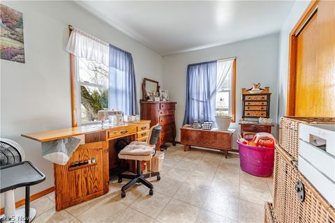 Tiny photo for 16352 Nauvoo Road, Middlefield, OH 44062 (MLS # 5190239)