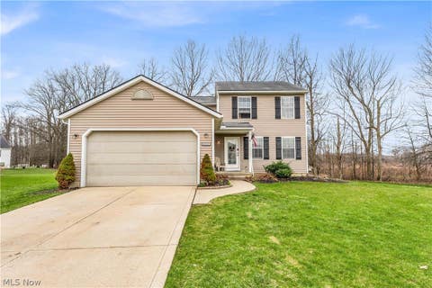 Homes For Sale - 6252 W Breezeway Drive<br/> Lorain County, North Ridgeville, OH 44039