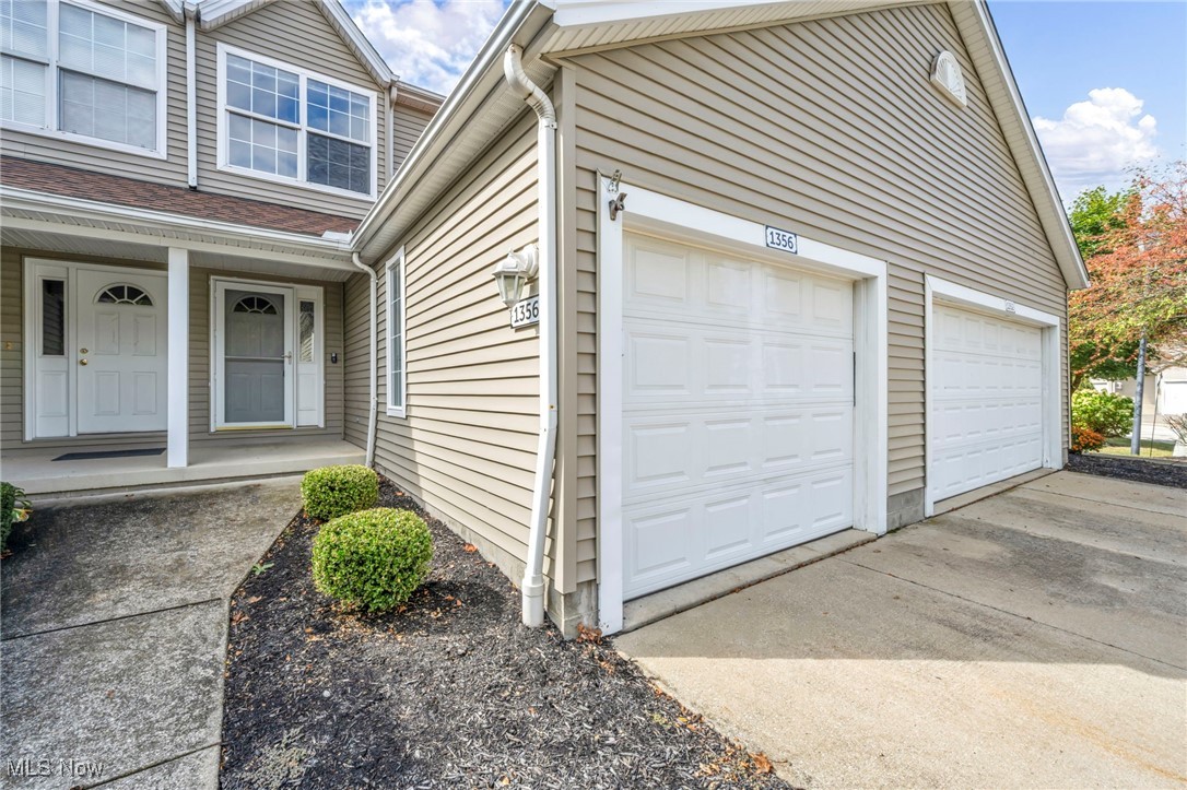 Now available for lease! Welcome to 1356 Meadow Run, a spacious 2-bedroom, 3-bath home offering over 1,500 sq. ft. of living space in desirable Copley Township.
The main floor features a bright living area, an open kitchen with plenty of cabinet space, and a dining area with direct access to the private patio—perfect for enjoying outdoor meals or quiet evenings. Each bedroom is generously sized, with the primary suite offering its own bath, and the additional bathrooms provide extra convenience.
The full finished basement adds valuable flexible space, ideal for a home office, rec room, or guest area. Parking is easy with a 1-car attached garage plus driveway space.
Located in the Revere Local School District, this home is close to shopping, dining, parks, and major highways, making for an easy commute to Akron, Cleveland, or Fairlawn.
Don’t miss this opportunity—schedule your showing today!