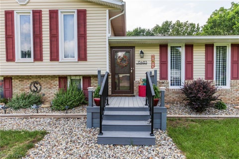 Tiny photo for 13485 Sunflower Avenue NW, Mogadore, OH 44260 (MLS # 5239713)