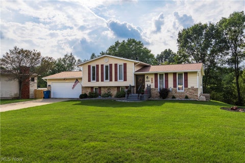 Tiny photo for 13485 Sunflower Avenue NW, Mogadore, OH 44260 (MLS # 5239713)
