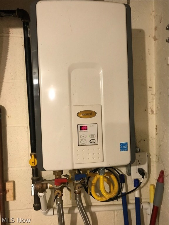 Sandpiper Condo Ph 03 - Residential