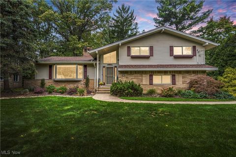 8010 Robin Lane, Brecksville, OH 44141 - #: 5076048