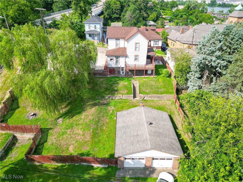212 Lincoln Avenue