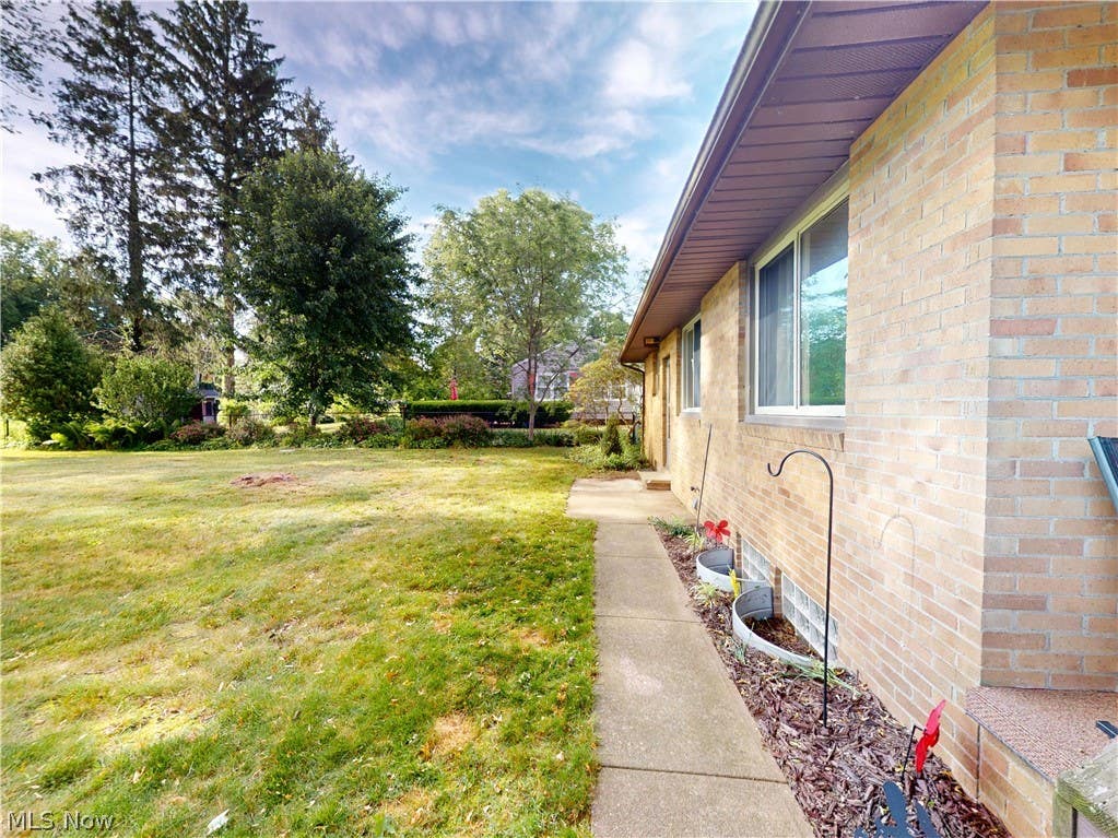 Photo of 2068 Green Road, Madison, OH 44057 (MLS # 5218601)