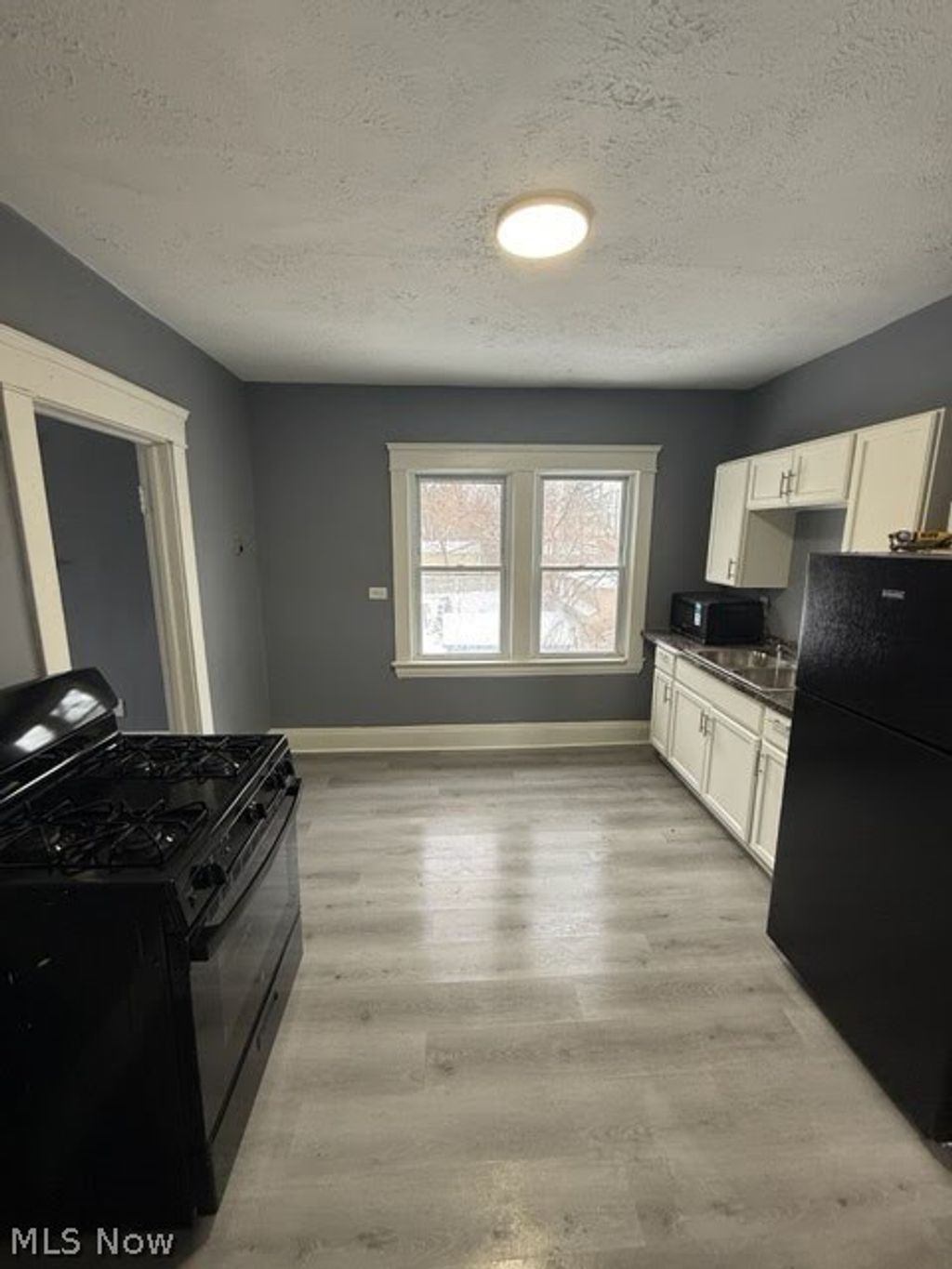 Photo of 10304 Shale Avenue, Cleveland, OH 44104 (MLS # 5188901)