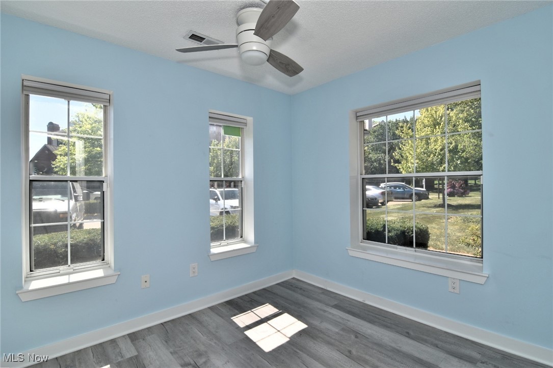 Fox Hollow/Woodhawk Condo Ph 2 - Residential