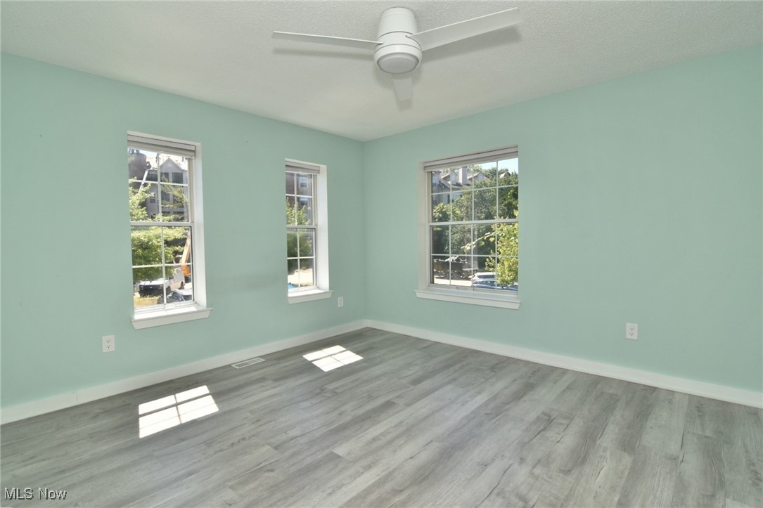 Fox Hollow/Woodhawk Condo Ph 2 - Residential