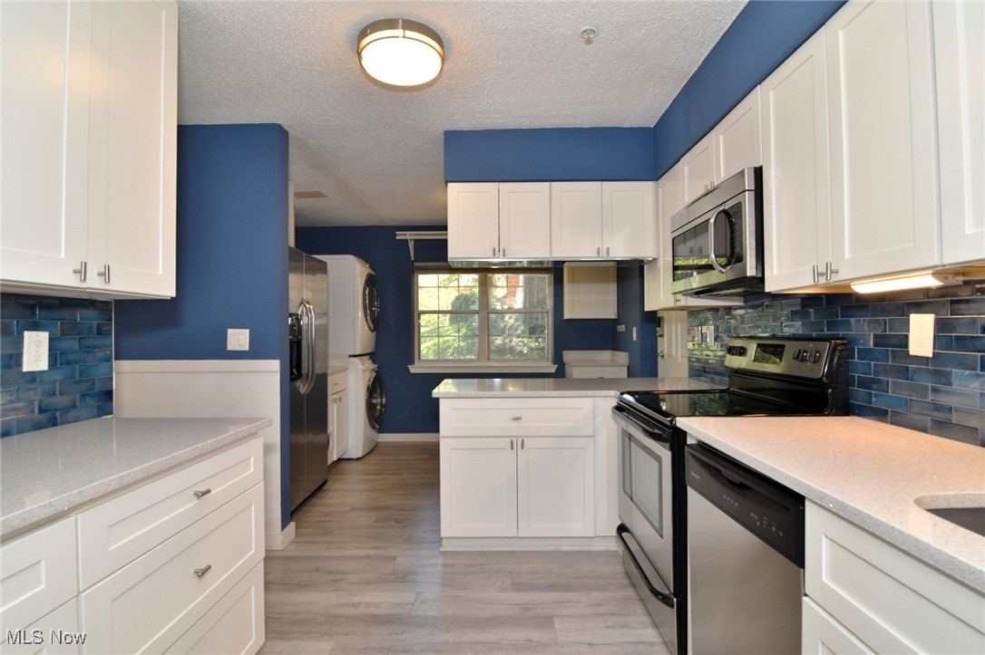 Fox Hollow/Woodhawk Condo Ph 2 - Residential