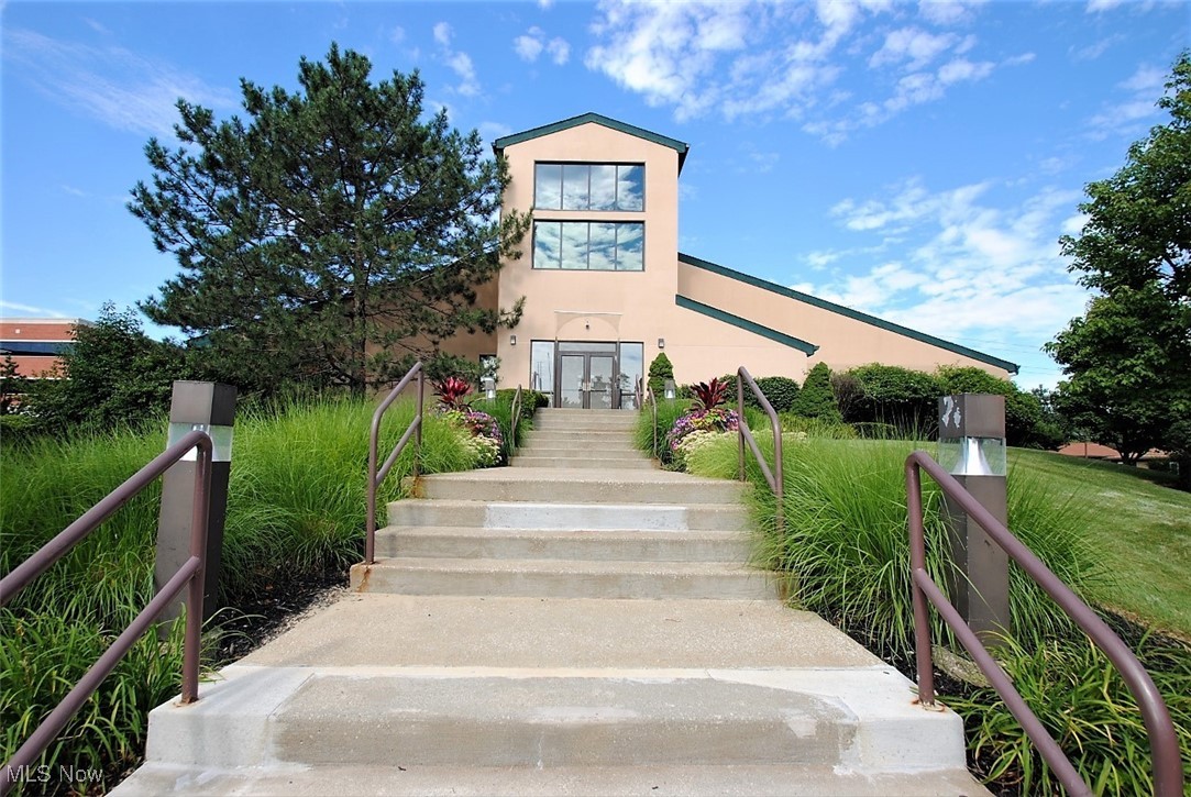 Fox Hollow/Woodhawk Condo Ph 2 - Residential