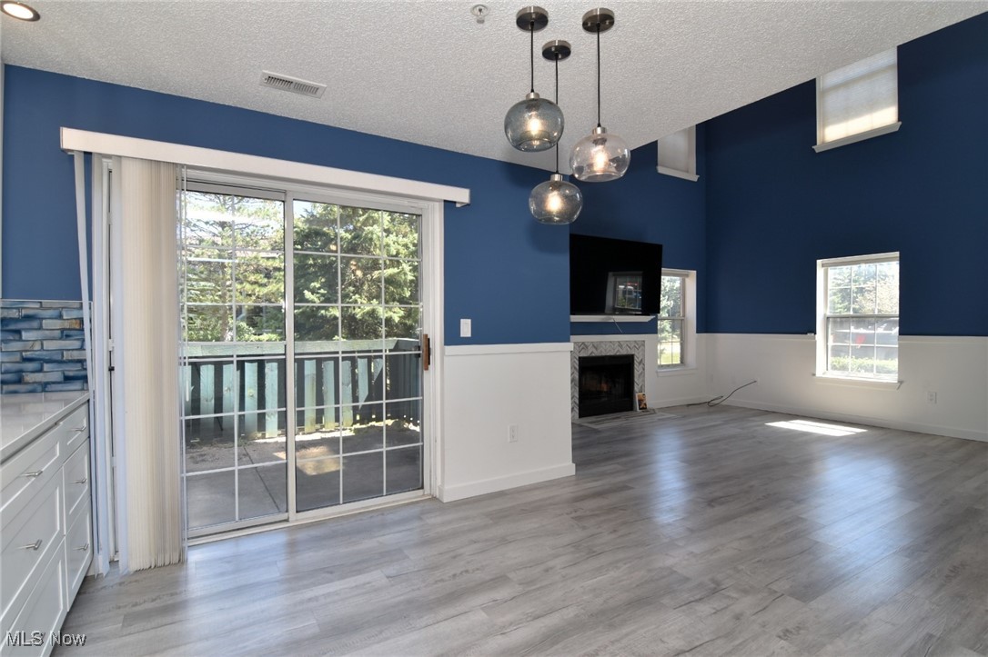 Fox Hollow/Woodhawk Condo Ph 2 - Residential