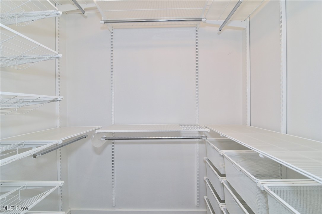 Fox Hollow/Woodhawk Condo Ph 2 - Residential