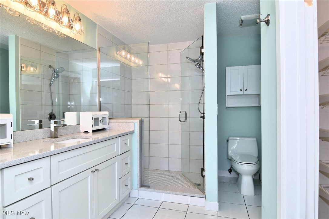 Fox Hollow/Woodhawk Condo Ph 2 - Residential