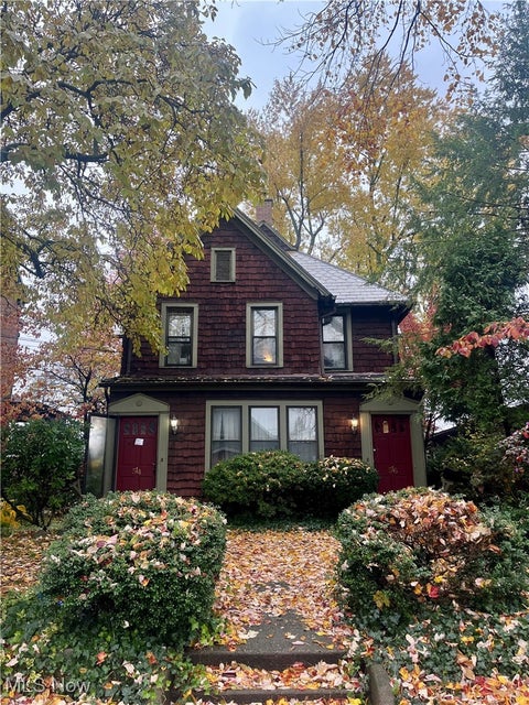 Photo for 514 Chestnut Avenue NE