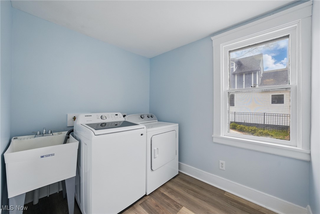 Cleveland, Ohio 44113, United States, 3 Bedrooms Bedrooms, ,1 BathroomBathrooms,Residential,Active,116562
