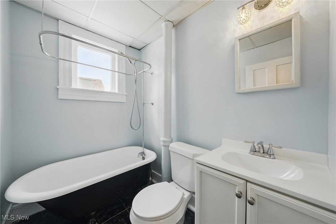 Cleveland, Ohio 44113, United States, 3 Bedrooms Bedrooms, ,1 BathroomBathrooms,Residential,Active,116562