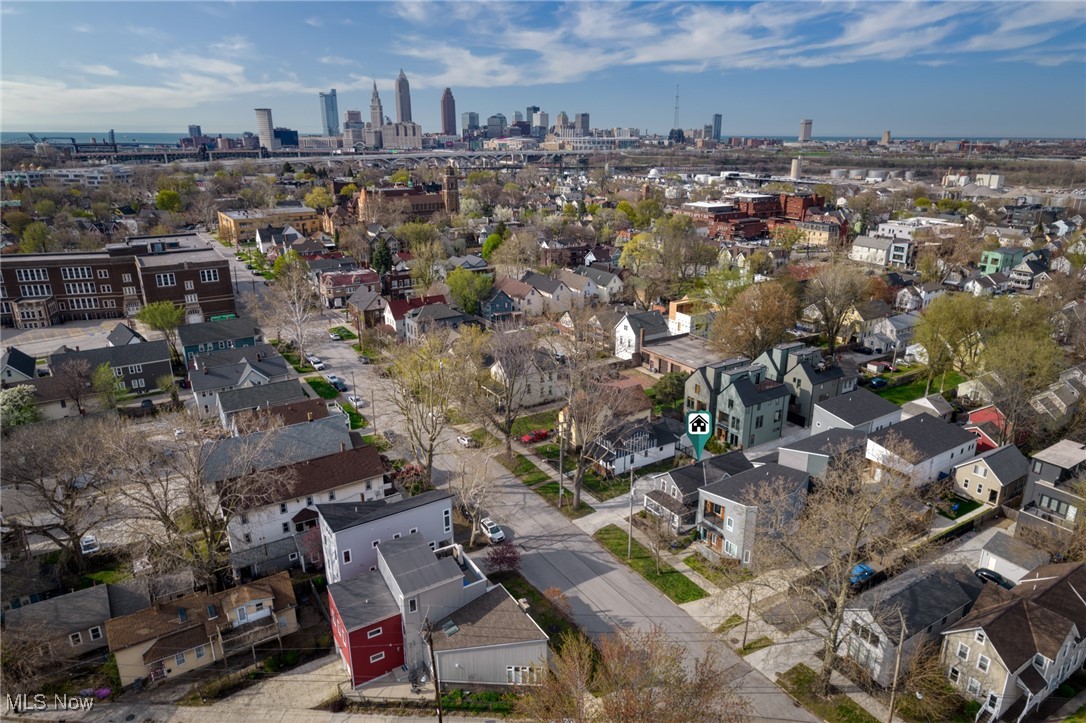 Cleveland, Ohio 44113, United States, 3 Bedrooms Bedrooms, ,1 BathroomBathrooms,Residential,Active,116562