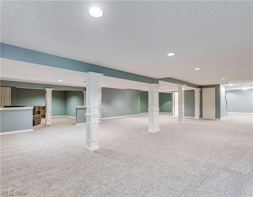 Oak Point Commons - Residential