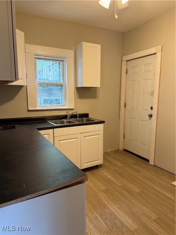 Colonial Homes - Residential