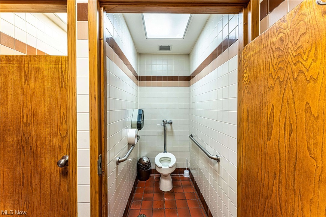 Newberry Trail - Commercial Sale