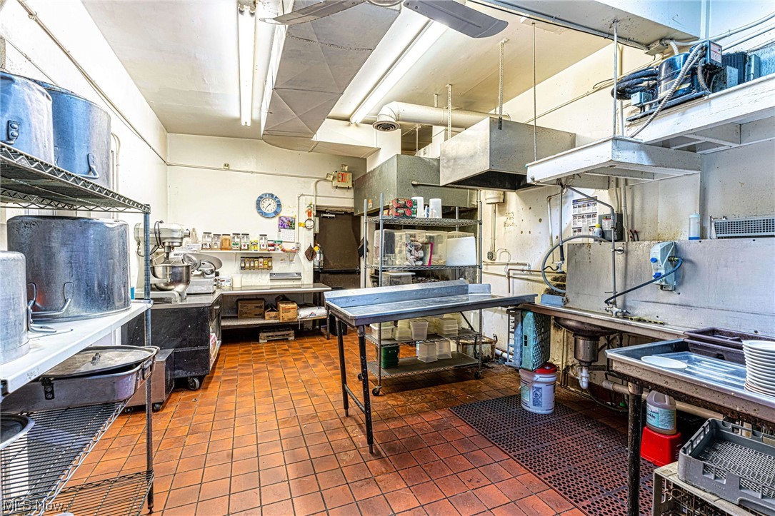 Newberry Trail - Commercial Sale