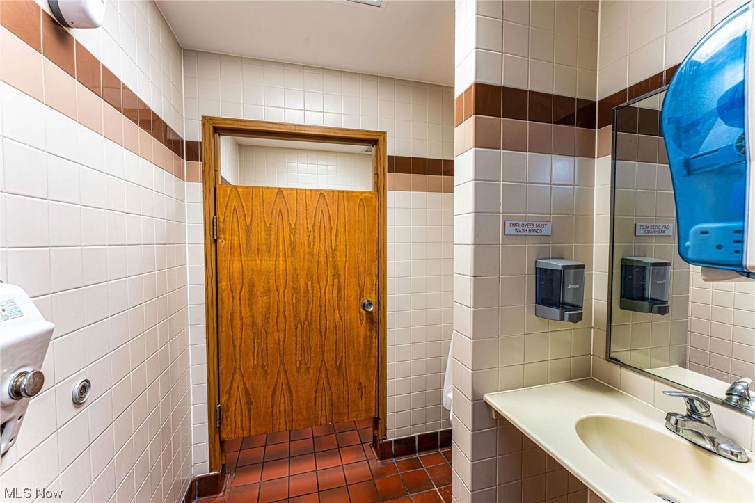 Newberry Trail - Commercial Sale