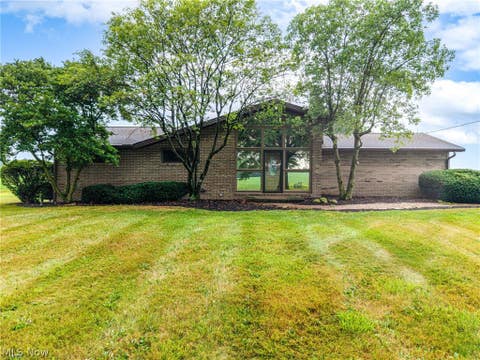 Homes For Sale - 2685 Kenyon Avenue<br/> Massillon, OH 44647