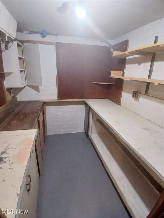 Mill Crk Land Co - Residential Lease