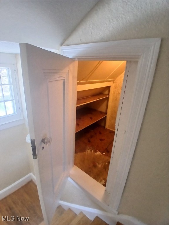 Mill Crk Land Co - Residential Lease