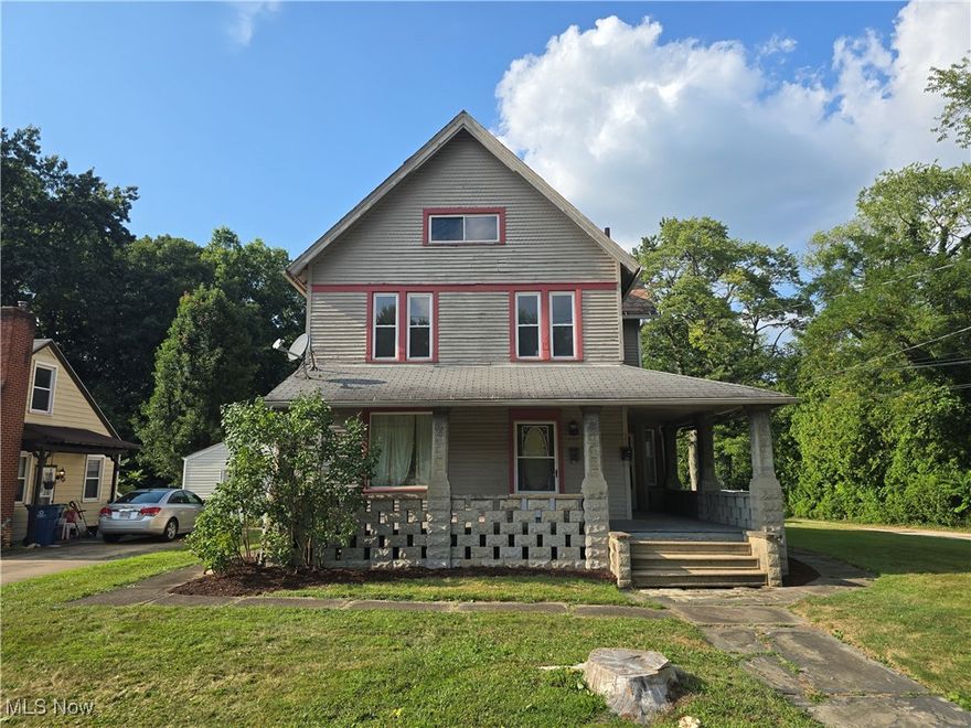 Introducing an incredible opportunity for a new or seasoned investor. Reasonably priced and full of potential, this historic 1900 triplex in Niles is the perfect project for your portfolio. Each unit is comprised of 1 bedroom, 1 bathroom, a kitchen, a living/ dining area, and has access to off-street parking and shared laundry in the basement. The front and rear units could easily be converted into a single unit, creating a larger space if desired. The attic and basement offer extra storage for tenants. This property is conveniently located minutes away from Downtown Miles, Warren, Eastwood Mall, and major highways, meaning strong rental appeal. With some updates, this property could be a real income producer- don't miss your chance to check it out!