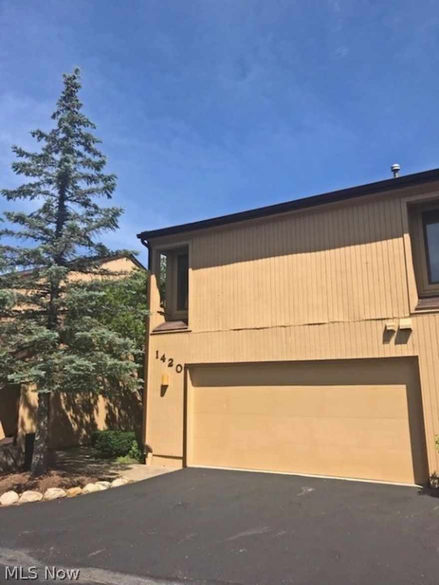 Beautiful move-in condition! This 3 bedroom, 2.5 bath condo is located right across from Kent State University and the KSU Wellness Center. Neutral decor, pool and patio area, and 2 car garage with lots of extra storage! Call today to see it for yourself!