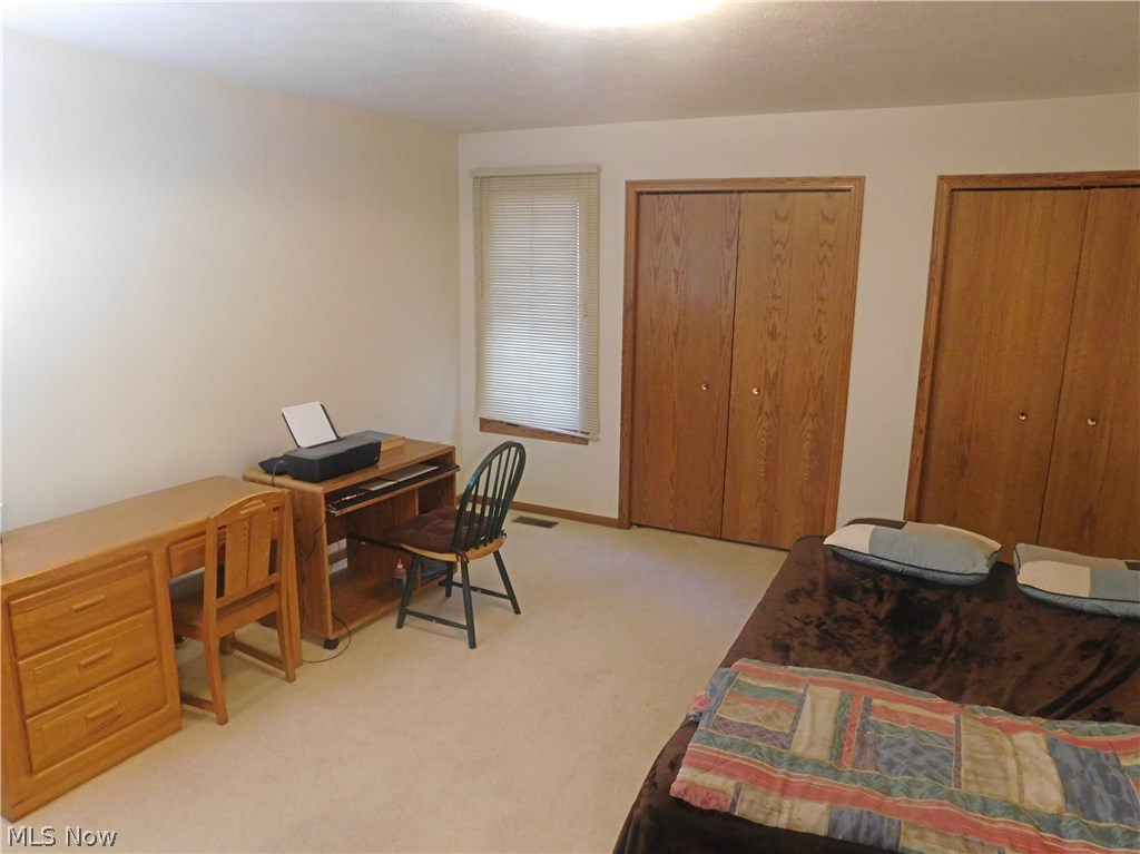 Windchimes On Summit - Residential