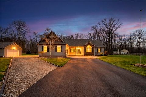 Homes For Sale - 1175 Aurora Hill Drive<br/> Portage County, Aurora, OH 44202