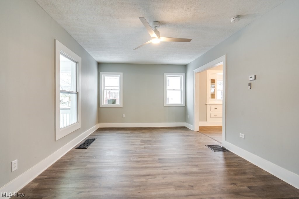 Hoenicka Park - Residential