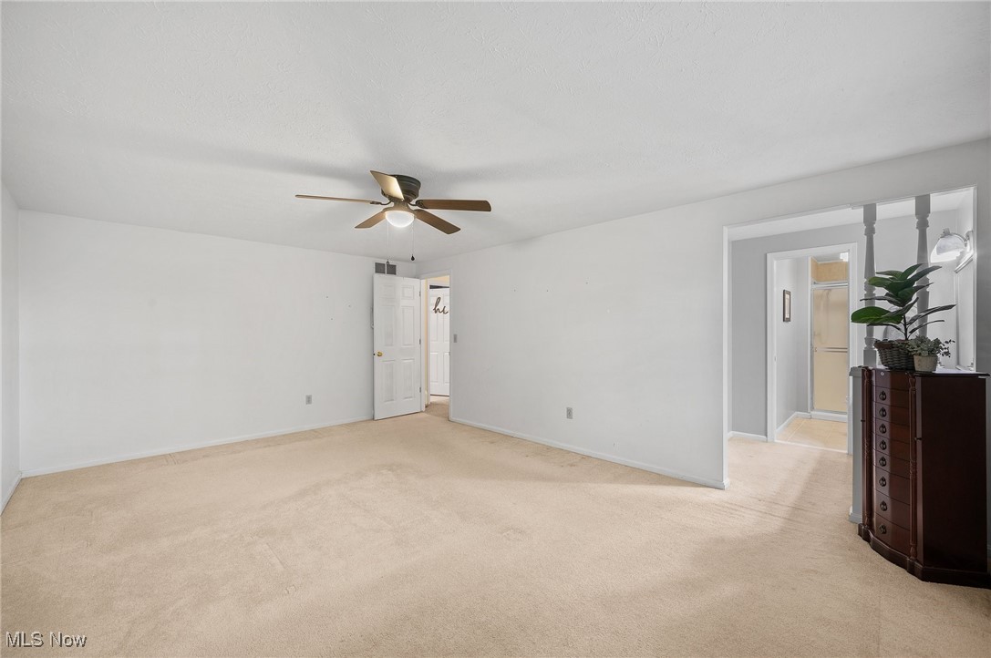 16538 S White Oaks Drive, Strongsville, Ohio image 27