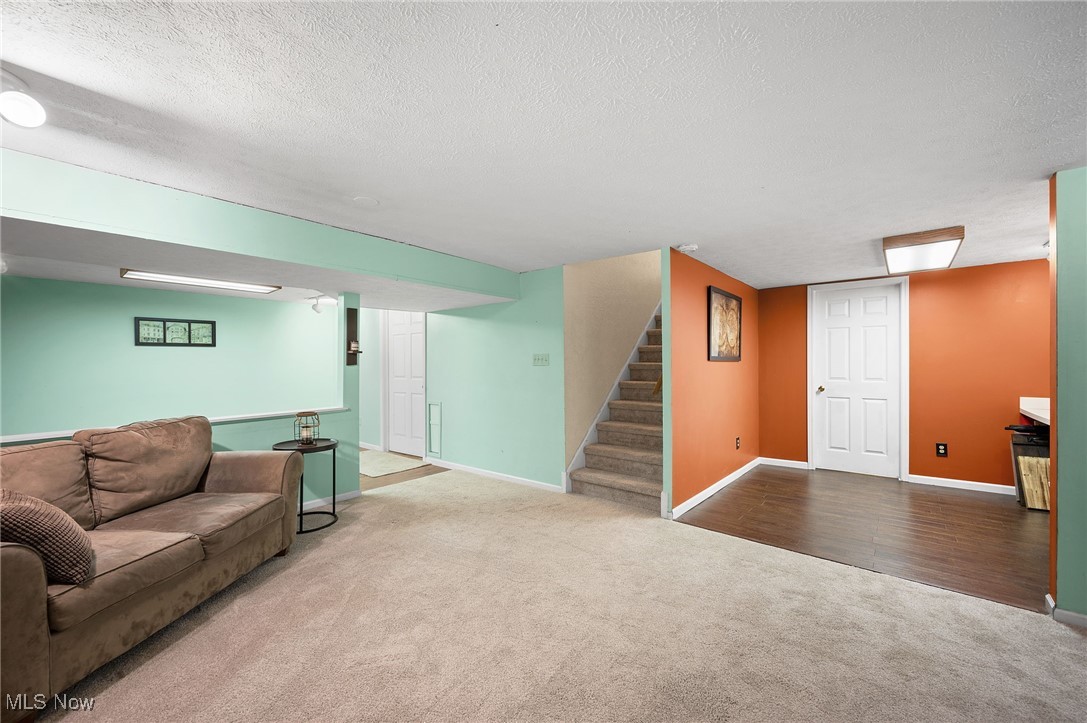 16538 S White Oaks Drive, Strongsville, Ohio image 43