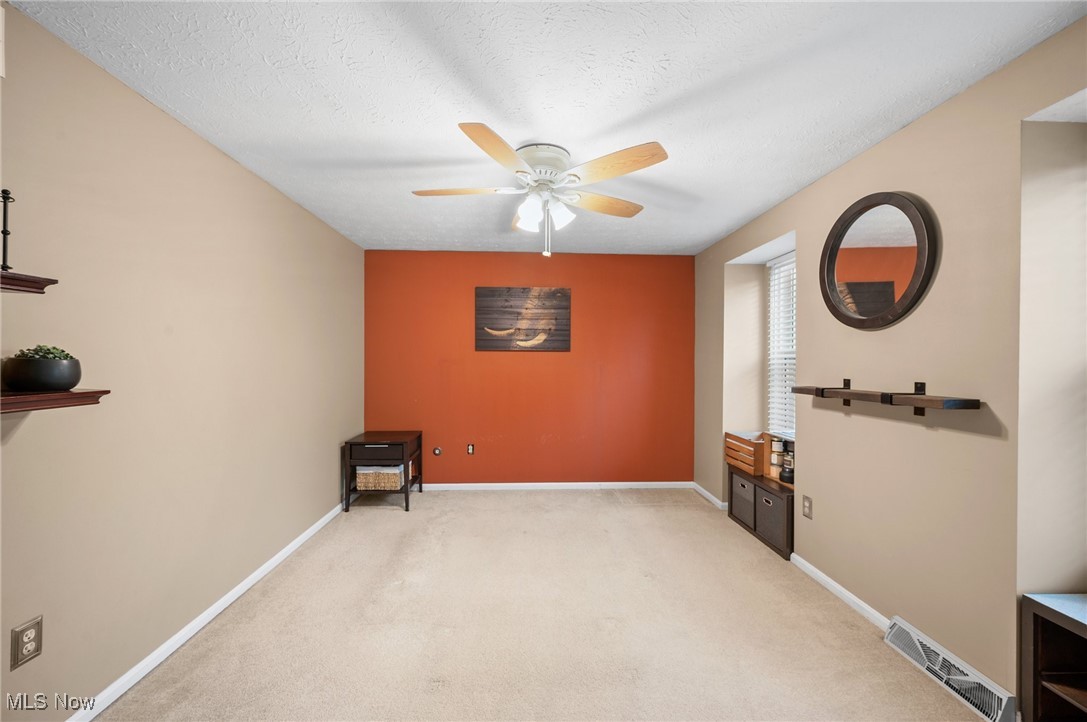 16538 S White Oaks Drive, Strongsville, Ohio image 31