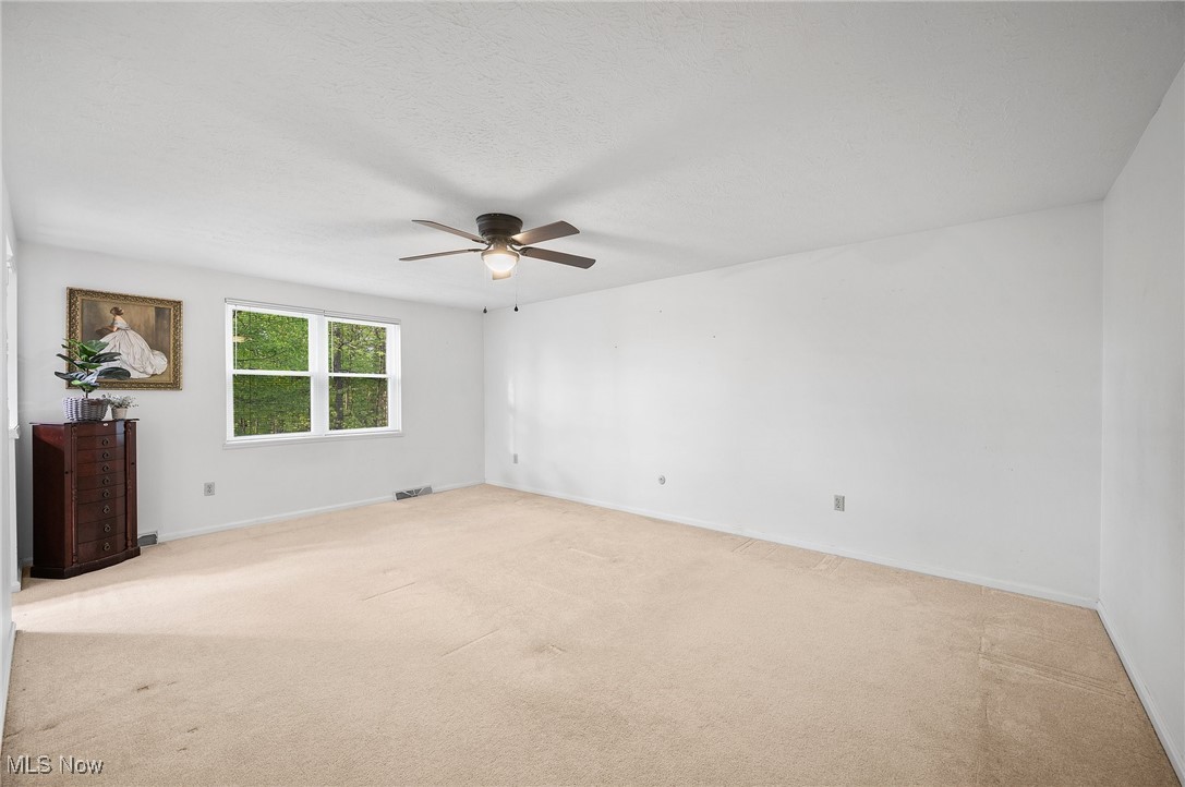 16538 S White Oaks Drive, Strongsville, Ohio image 26