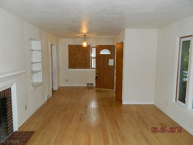 Elywood - Residential