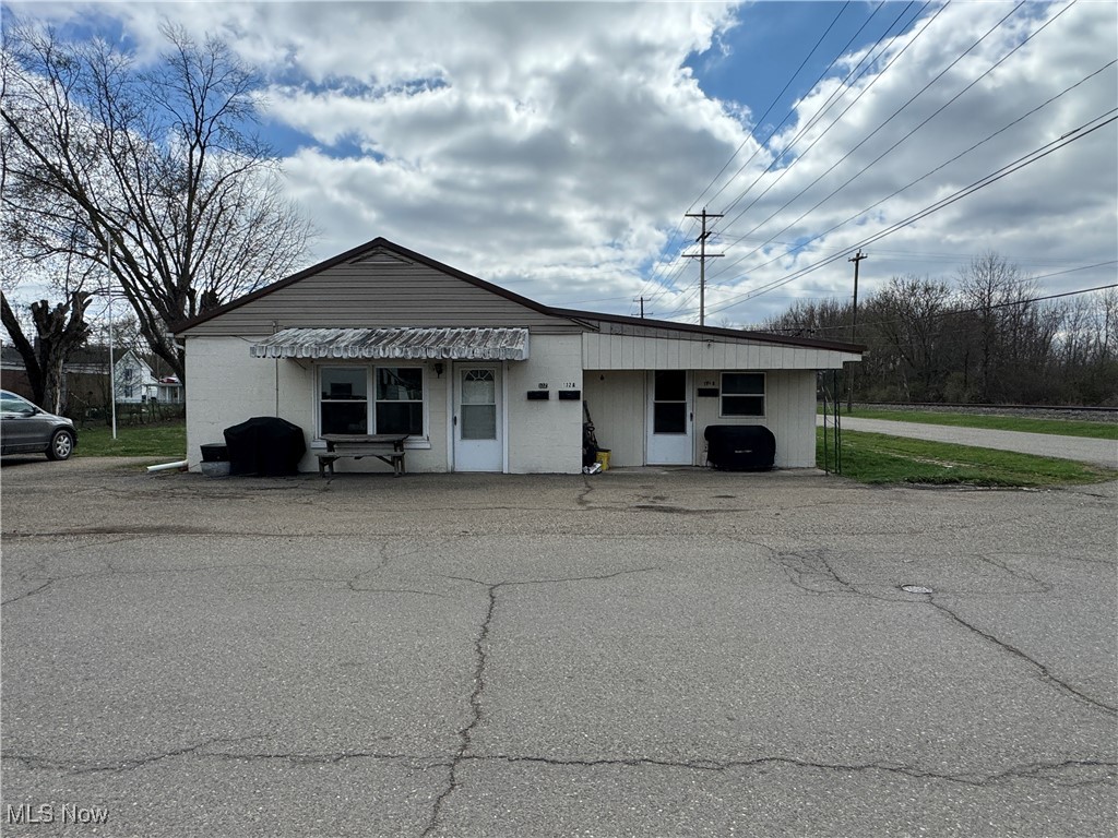 Amazing triplex investment property, fully rented out and ready to go! Start making money the day of possession. In addition to the first income opportunity, this property features a 50' x 120' empty lot in the same area. Rent it out for storage, additional parking, and much more. The opportunities are endless. The triplex comes with 3 washers, 3 dryers, 3 fridges, and 3 ranges. Schedule a showing today!