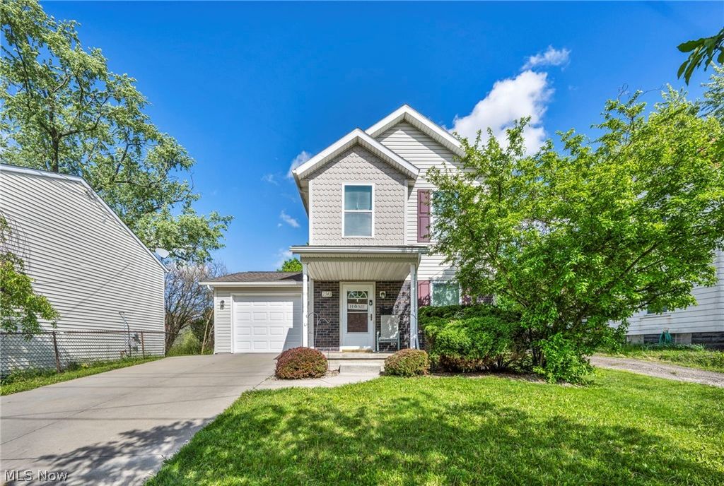 Photo of 2343 18th Street SW, Akron, OH 44314 (MLS # 5205706)