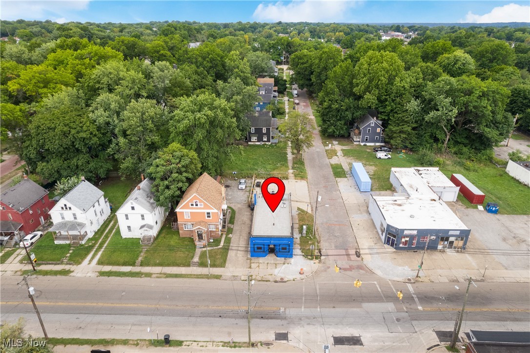 Voris - Commercial Sale
